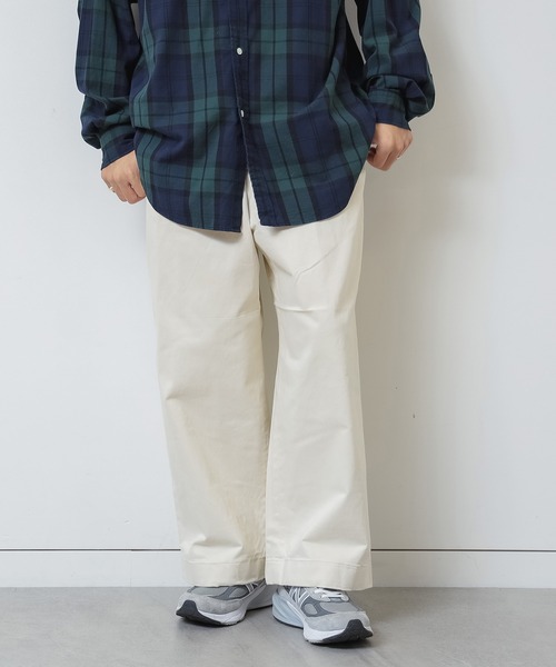 BEAMS（ビームス）の「BEAMS / サテン 1インプリーツ パンツ（その他パンツ・メンズ・ブラック/ホワイト・M/L/XL/S）」の14枚目の写真