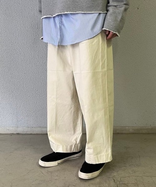 BEAMS（ビームス）の「BEAMS / サテン 1インプリーツ パンツ（その他パンツ・メンズ・ブラック/ホワイト・M/L/XL/S）」の16枚目の写真