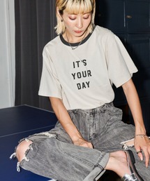 Auntie Rosa Holiday | フロントロゴリンガーT(Tシャツ/カットソー)