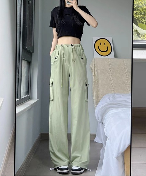 ROOPTOKYO(ループトウキョウ)の「▲NYLON CARGO PANTS / ナイロンカーゴパンツ パラシュートパンツ(カーゴパンツ・レディース・ブラック/グリーン/チャコールグレー/ベージュ・L/S/M)」の7枚目の写真