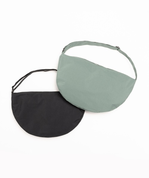 propellerheads(プロペラヘッズ)の「ポリエステル ホーボー ショルダーバッグ(ショルダーバッグ・レディース・ブラック/グリーン・FREE)」の3枚目の写真