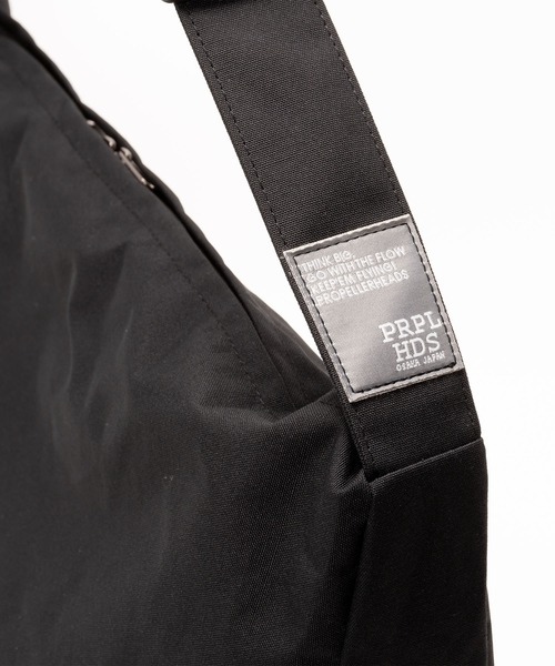 propellerheads(プロペラヘッズ)の「ポリエステル ホーボー ショルダーバッグ(ショルダーバッグ・レディース・ブラック/グリーン・FREE)」の19枚目の写真