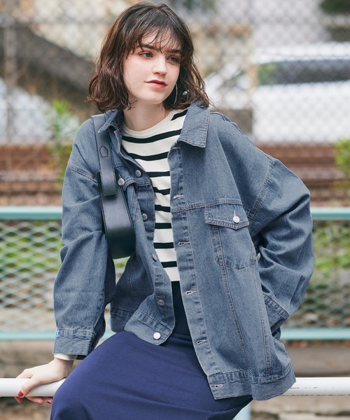 coca(coca)(コカ)の「ビッグシルエットデニムジャケット(デニムジャケット・レディース・ブルー/アイボリー・M/L)」の3枚目の写真