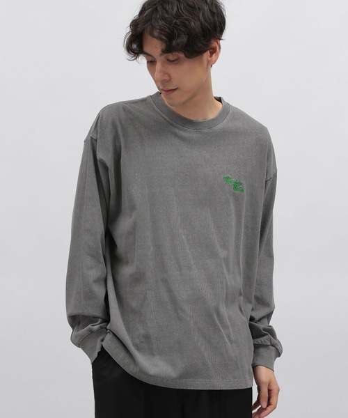 LAKOLE(ラコレ)の「ピグメントフラワー長袖T / 975677(Tシャツ/カットソー・メンズ・グレー/ライトグレー/グリーン・MEDIUM/LARGE)」の1枚目の写真
