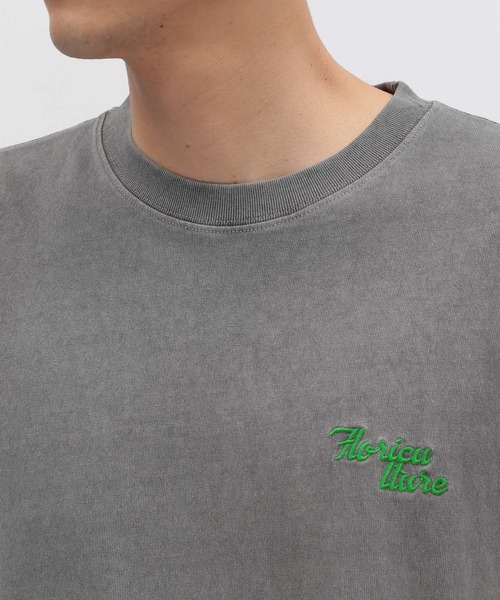 LAKOLE(ラコレ)の「ピグメントフラワー長袖T / 975677(Tシャツ/カットソー・メンズ・グレー/ライトグレー/グリーン・MEDIUM/LARGE)」の11枚目の写真