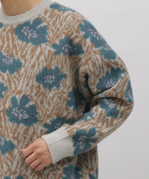 LAKOLE（ラコレ）の「フラワージャガードプルオーバー / 903939（ニット/セーター・メンズ・ライトグレー/ブラック/サックスブルー・MEDIUM/X-LARGE/LARGE）」の14枚目の写真