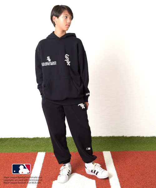 GLAZOS（グラソス）の「【MLB】裏毛チーム刺しゅうワッペン付きスウェットパンツ（その他パンツ・キッズ・ブラック/ネイビー/グレー/ブルー/グリーン・150cm/160cm/170cm/140cm）」の7枚目の写真