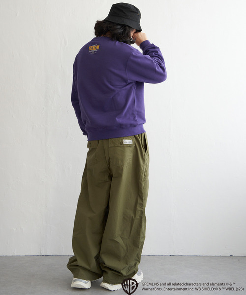 VENCEEXCHANGE（ヴァンスエクスチェンジ）の「GREMLINS グレムリン フォトプリントトレーナー（スウェット・メンズ・ターコイズブルー/ライトグレー/パープル/チャコール・M/L/LL）」の11枚目の写真