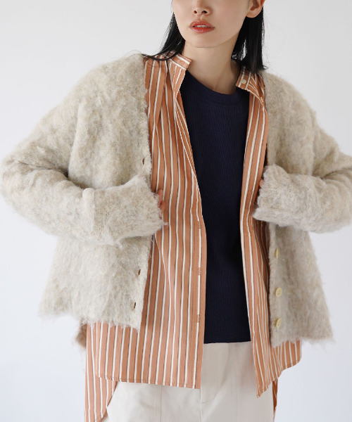 apartment department（アパートメントデパートメント）の「リングシャギー Vネックカーディガン（カーディガン/ボレロ・レディース・ライトベージュ/オレンジ/ライトグレー・M）」の19枚目の写真