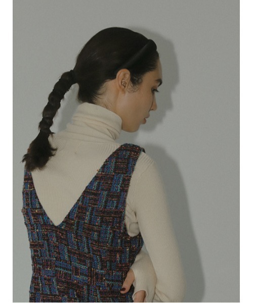 AMAIL（アマイル）の「Shiney hedband（カチューシャ・レディース・ブラウン/ピンク/ブラック・FREE）」の2枚目の写真