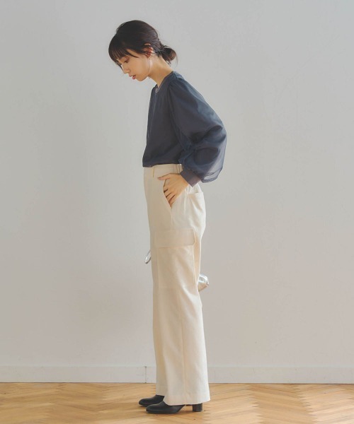 Droite lautreamont(ドロワットロートレアモン)の「シャーベット別珍カーゴパンツ≪洗濯機で洗える≫(カーゴパンツ・レディース・ブラック/オフホワイト・M/S)」の5枚目の写真
