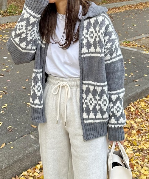 LE MORE（リモア）の「カウチンニットカーディガン（カーディガン/ボレロ・レディース・グレー/アイボリー・FREE）」の4枚目の写真
