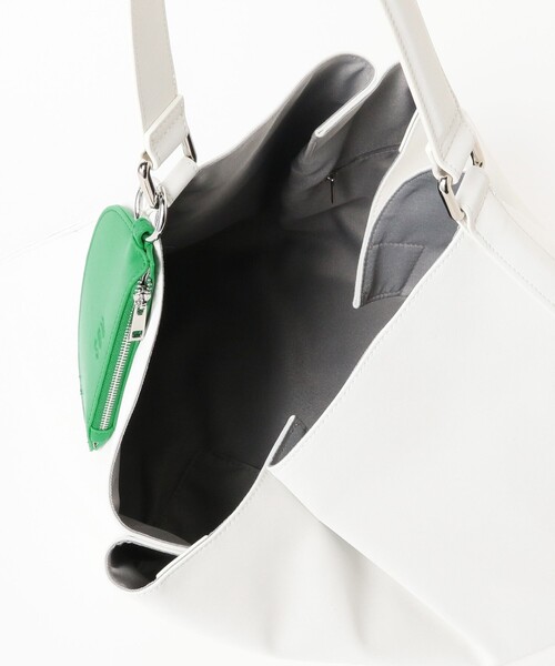 Ray BEAMS（レイビームス）の「RBS / ビッグ トートバッグ（トートバッグ・レディース・ブラック/ホワイト・ONE SIZE）」の8枚目の写真