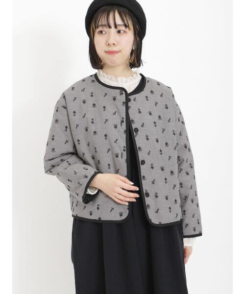 Samansa Mos2（サマンサ モスモス）の「中綿刺繍パイピングジャケット