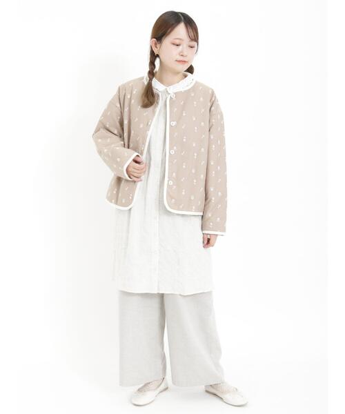 Samansa Mos2（サマンサ モスモス）の「中綿刺繍パイピングジャケット（ノーカラージャケット・レディース・モカ/オフホワイト/ブラック・F）」の14枚目の写真