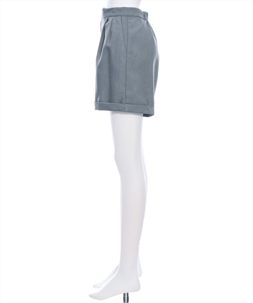 clear(クリア)の「ウエストデザイン裾折り返しタックショートパンツ(その他パンツ・レディース・ブラック/グレー・S/M)」の4枚目の写真