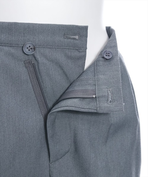 clear(クリア)の「ウエストデザイン裾折り返しタックショートパンツ(その他パンツ・レディース・ブラック/グレー・S/M)」の8枚目の写真