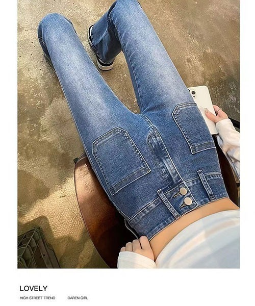 gossip!ロサンゼルス(ゴシップロサンゼルス)の「ダブルボタンハイウエスト フロントパッチポケット ストレッチフレアデニムパンツ(スラックス・レディース・グレー/ブルー/ブラック・S/M)」の12枚目の写真