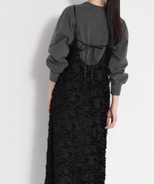 cepo（セポ）の「バックリボン フリンジジャガードキャミワンピース（ワンピース・レディース・ブラック/オフホワイト・M）」の3枚目の写真