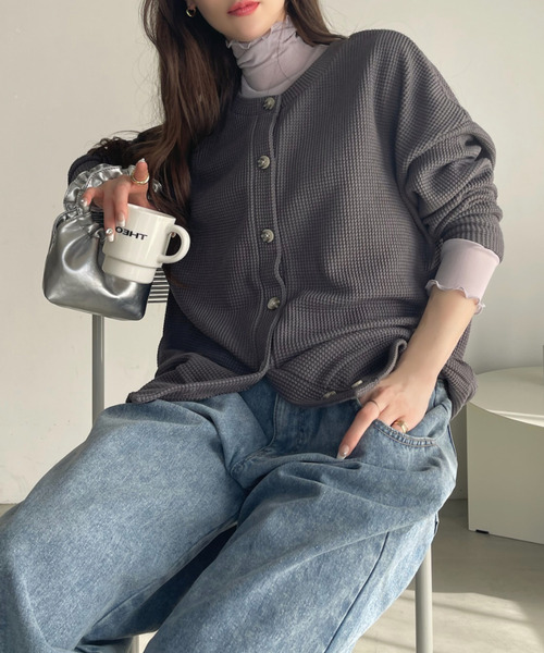 Ada.（エイダ）の「2WAY使用可能！ ワッフル オーバーサイズ カーディガン（カーディガン/ボレロ・レディース・ピンク/チャコール/アイボリー・FREE）」の10枚目の写真