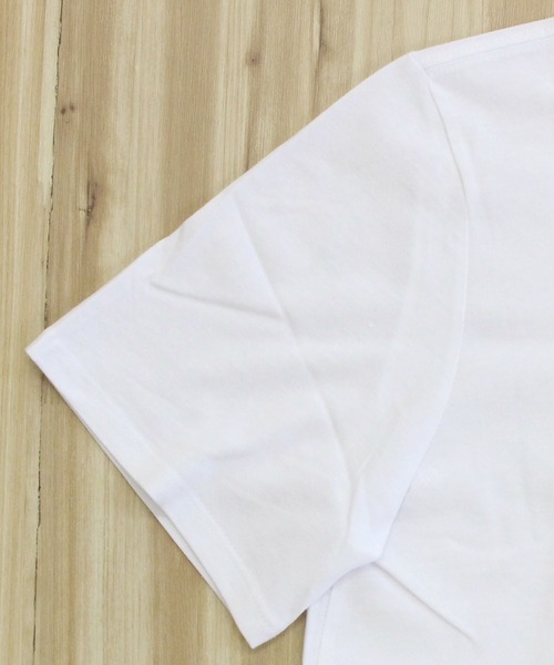 Calvin Klein(カルバン・クライン)の「CK トラベリングロゴ クルーネック 半袖Tシャツ ss traveling logo crewneck tee(Tシャツ/カットソー・メンズ・レッド/ホワイト/ブラック/ホワイト系その他4・M/XL/L/S)」の7枚目の写真