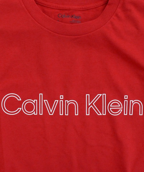 Calvin Klein(カルバン・クライン)の「CK トラベリングロゴ クルーネック 半袖Tシャツ ss traveling logo crewneck tee(Tシャツ/カットソー・メンズ・レッド/ホワイト/ブラック/ホワイト系その他4・M/XL/L/S)」の5枚目の写真