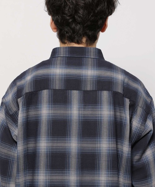 niko and...（ニコアンド）の「オンブレーチェックカラミシャツ（シャツ/ブラウス・メンズ・ベージュ/ブラック/アイボリー/ネイビー・MEDIUM/LARGE）」の6枚目の写真