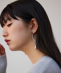 ダルメタルアシンメトリードロップモチーフピアス
