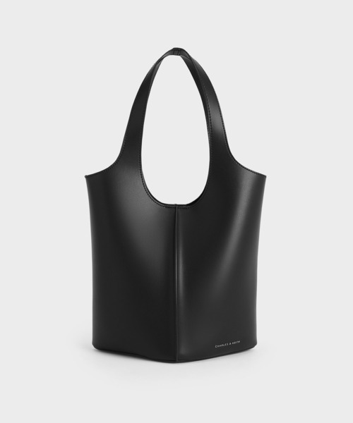 CHARLES & KEITH Arlys トートバッグ ベージュ 新品未使用 Arlys ラージアルリス トートバッグ - ベージュ | CHARLES