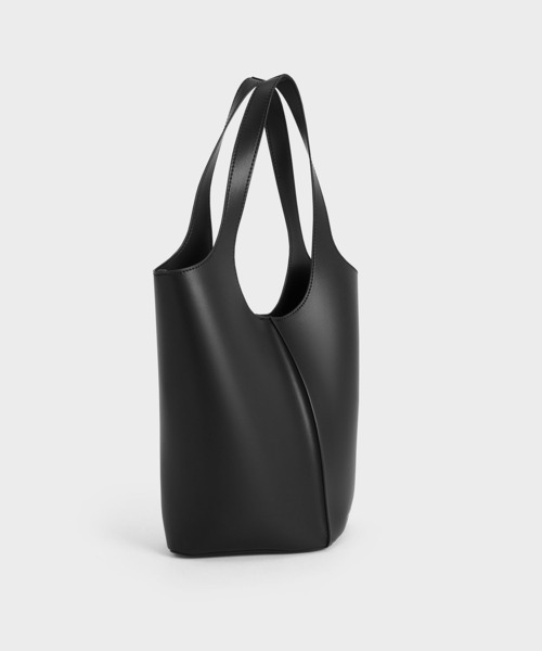 CHARLES & KEITH（チャールズ & キース）の「Arlys