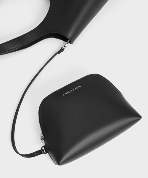 CHARLES & KEITH（チャールズ & キース）の「Arlys ラージアルリス トートバッグ（トートバッグ・レディース・スミクロ・M）」の4枚目の写真