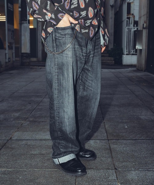 Subciety（サブサエティ）の「JAPAN DENIM-RELIC-（デニムパンツ・メンズ・インディゴブルー/ブラック・MEDIUM/X-LARGE/LARGE/SMALL）」の2枚目の写真