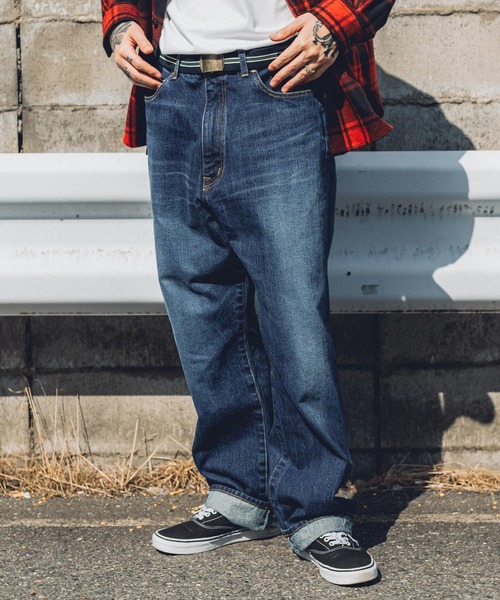 Subciety（サブサエティ）の「JAPAN DENIM-RELIC-（デニムパンツ・メンズ・インディゴブルー/ブラック・MEDIUM/X-LARGE/LARGE/SMALL）」の3枚目の写真