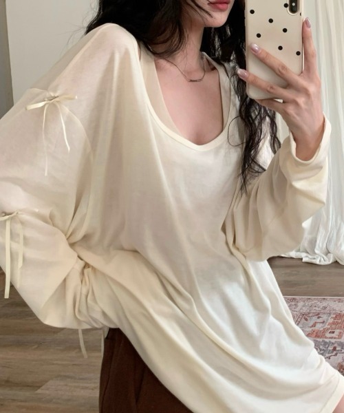 LADY LIKE(レディライク)の「袖リボン付きゆったりトップス(Tシャツ/カットソー・レディース・ホワイト/グレイッシュベージュ/アイボリー・M)」の22枚目の写真
