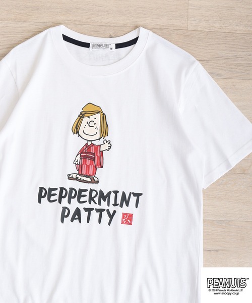 PEANUTS(ピーナッツ)の「PEANUTS 和柄プリント半袖Tシャツ(Tシャツ/カットソー・メンズ・ネイビー/ブラック系/ホワイト/ネイビー系1/ホワイト系/ホワイト系1/ブラック/ホワイト系2/ネイビー系/ホワイト系3・M/L/LL)」の6枚目の写真