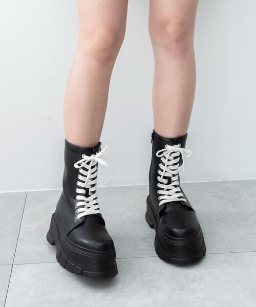 WEGO（ウィゴー）の「WEGO/厚底ボリュームレースアップショートブーツ（ブーツ・レディース・ブラック・MEDIUM/LARGE）」の18枚目の写真