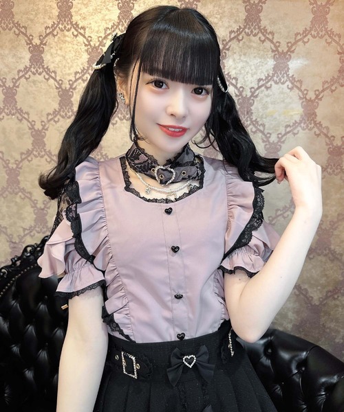 ROJITA（ロジータ）の「ハートバックルフリル半袖ブラウス（シャツ