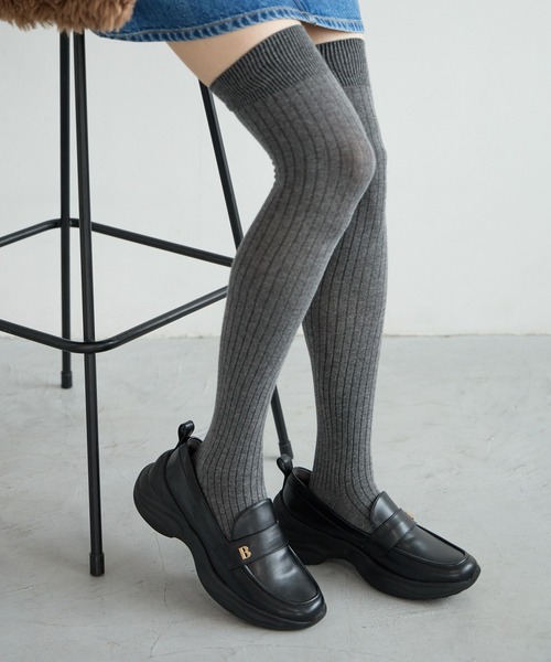 BAYFLOW（ベイフロー）の「リブニーハイソックス（ソックス/靴下・レディース・チャコール/ブラック・FREE）」の10枚目の写真