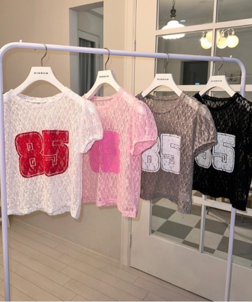 Vipoa(ヴィポア)の「レースナンバリングTEE(Tシャツ/カットソー・レディース・グレー/ブラック/ピンク/ホワイト・FREE)」の16枚目の写真