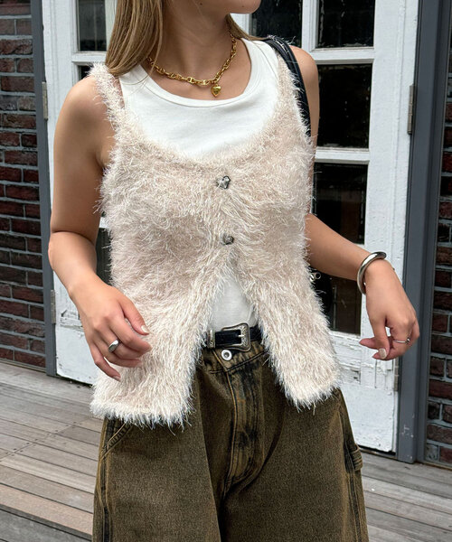 CIAOPANIC(チャオパニック)の「キャミニットシャギーベスト(ニット/セーター・レディース・オフホワイト/グレー/レッド/グリーン・ONE SIZE)」の2枚目の写真