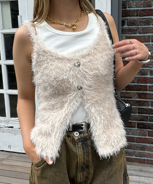 CIAOPANIC(チャオパニック)の「キャミニットシャギーベスト(ニット/セーター・レディース・オフホワイト/グレー/レッド/グリーン・ONE SIZE)」の13枚目の写真