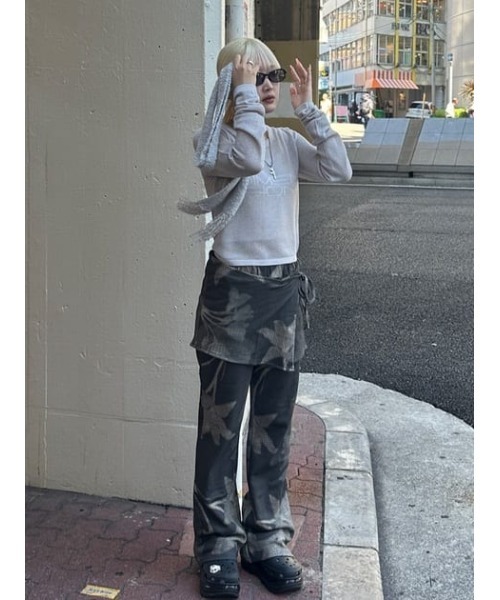 LAGUA GEM（ラグアジェム）の「BOLD GRAPHIC パンツ（スウェットパンツ・レディース・チャコールグレー/ブラウン・SMALL/MEDIUM）」の5枚目の写真