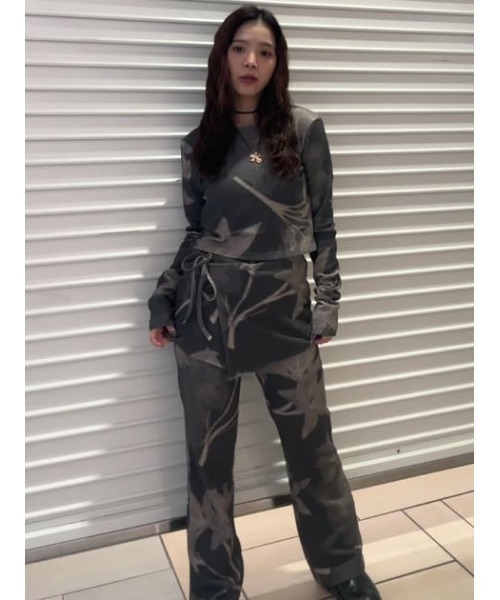 LAGUA GEM（ラグアジェム）の「BOLD GRAPHIC パンツ（スウェットパンツ・レディース・チャコールグレー/ブラウン・SMALL/MEDIUM）」の7枚目の写真