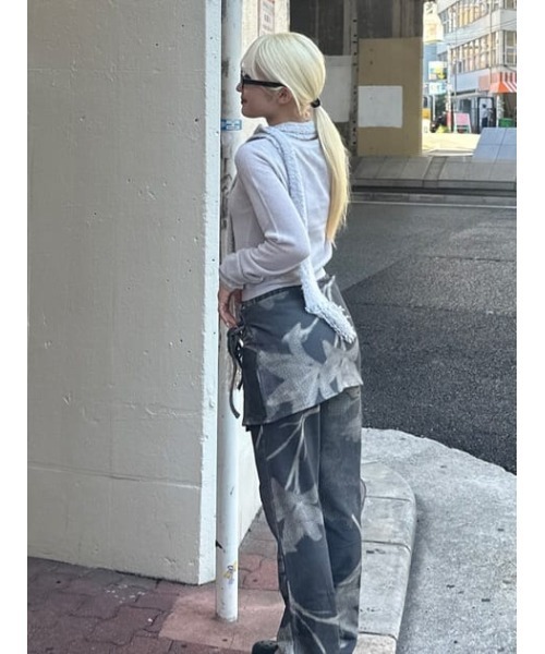 LAGUA GEM（ラグアジェム）の「BOLD GRAPHIC パンツ（スウェットパンツ・レディース・チャコールグレー/ブラウン・SMALL/MEDIUM）」の6枚目の写真