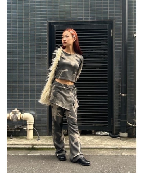 LAGUA GEM（ラグアジェム）の「BOLD GRAPHIC パンツ（スウェットパンツ・レディース・チャコールグレー/ブラウン・SMALL/MEDIUM）」の17枚目の写真