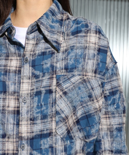FOLLOWIN（フォロウィン）の「[UNISEX]ユニークデッキダメージオーバーチェックシャツ（シャツ/ブラウス・レディース・レッド/ブルー/オレンジ・FREE）」の21枚目の写真