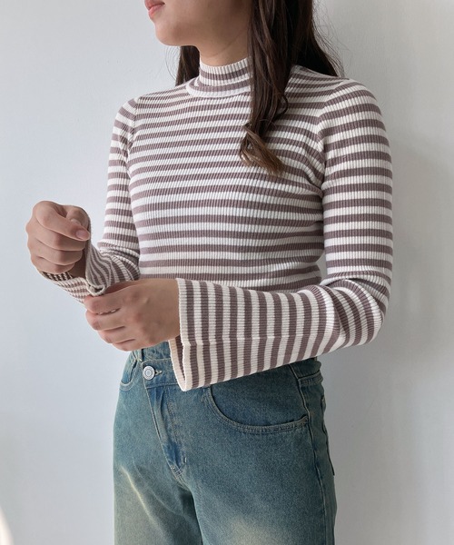 AS KNOW AS plus（アズノゥアズプラス）の「◇フレアスリーブ ハイネックリブニットプルオーバー（ニット/セーター・レディース・ブラウン系その他/ブラック/アイボリー/シルバー系/ピンク系/ブラック系その他/ボルドー・FREE）」の5枚目の写真