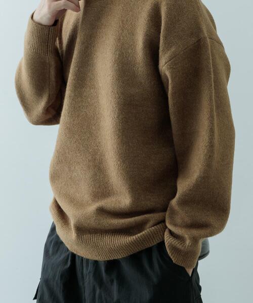 ITEMS URBANRESEARCH(アイテムズ アーバンリサーチ)の「クルーネック メランジニット プルオーバー(ニット/セーター・メンズ・ベージュ/チャコールグレー/グレー/カーキ・LARGE/MEDIUM)」の20枚目の写真