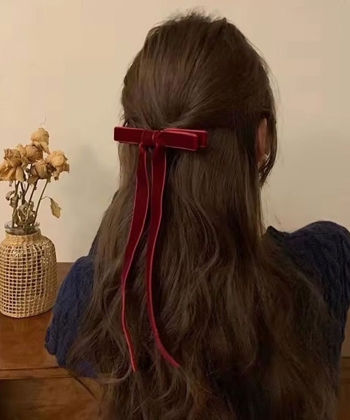 ammy.(エイミードット)の「【 ammy. / エイミードット 】 ベロア ロング リボン バレッタ(バレッタ/ヘアクリップ・レディース・ブラック/ワインレッド・FREE)」の2枚目の写真