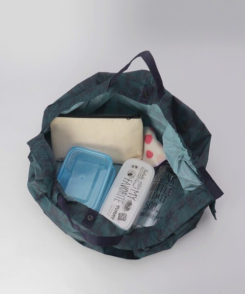 212 KITCHEN STORE（トゥワントゥキッチンストア）の「コンパクトバッグM 蒼き森 ＜Shupatto  シュパット＞（エコバッグ/サブバッグ・レディース・その他・00）」の12枚目の写真